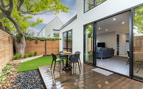 City Living - Christchurch Holiday Home